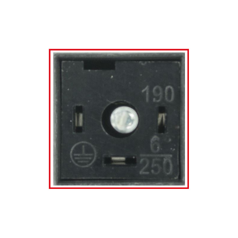 CONNECTOR FEMALE SMALL